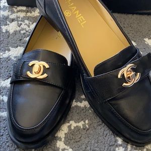 Chanel loafer